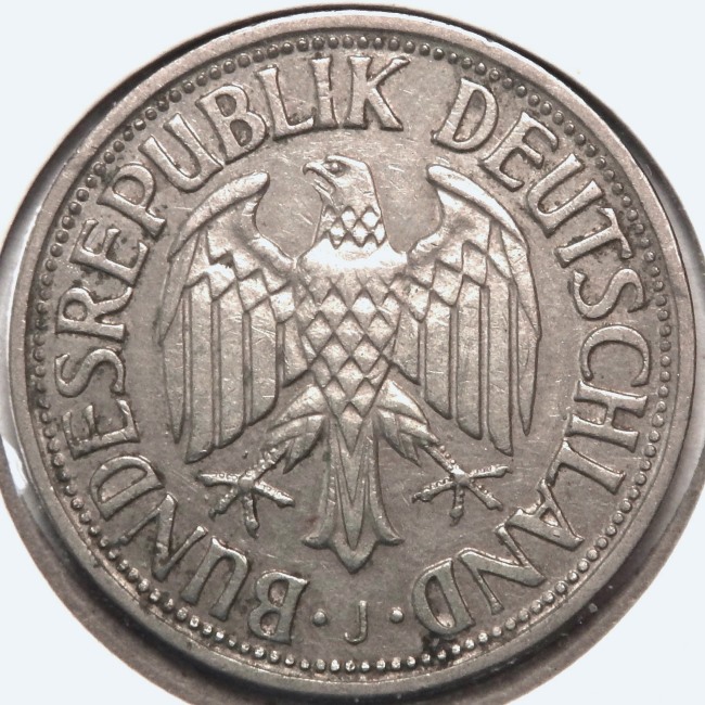 Around-The-World-With-Coins---A-Coin-Geography-Game